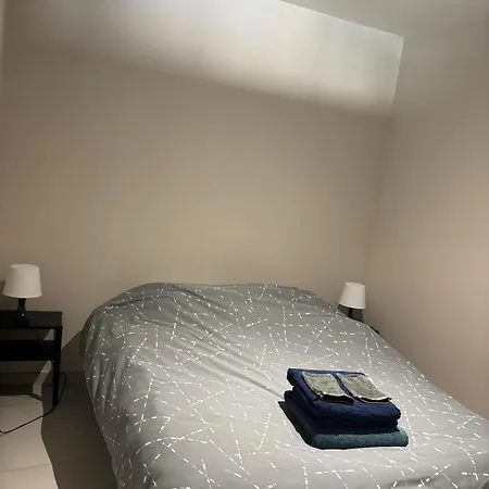 Meublé De 30m2 Avec Appartamento Yssingeaux
